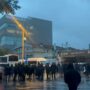 Copertina di Turchia, il bavaglio scatta in diretta: blitz della polizia nella sede di Halk Tv per chiudere la principale emittente anti-Erdogan