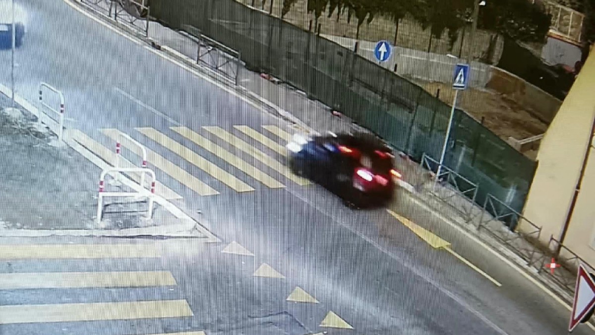 minicar nera cosa spinge due giovani a compiere aggressioni cos236 pericolose da Ilfattoquotidiano.it minicar nera cosa spinge due giovani a compiere aggressioni cos236 pericolose