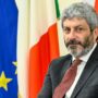 Copertina di Autonomia, Decaro e Fico annunciano ricorso