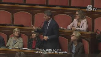 Copertina di Ilva, l’attacco di Renzi a Meloni: “Come i Blues Brothers, mi stupisco non dia la colpa anche a De Pretis e Crispi”