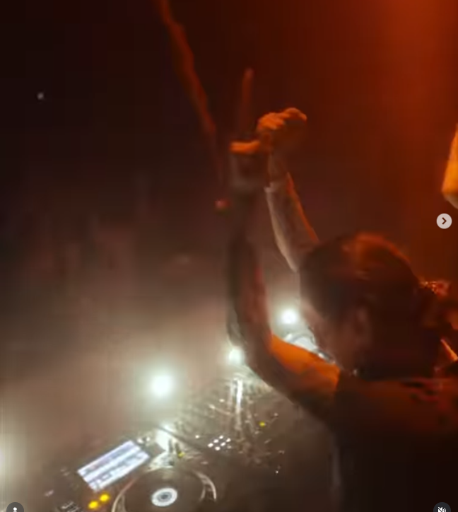 “Non mi sono accorto di aver superato il limite di permanenza nell’Area Schengen, non ho avuto altra scelta che tornare a Tokyo”: dj Nobu ha il visto scaduto, salta il dj set alla Biennale di Venezia