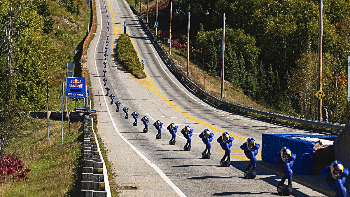 in piedi su uno skateboard a oltre 150 km h il video del nuovo record del mondo di diego poncelet da Ilfattoquotidiano.it in piedi su uno skateboard a oltre 150 km h il video del nuovo record del mondo di diego poncelet