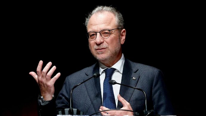 Mulè, Lo Voi scrive alla Camera: “Utili le chat con broker”