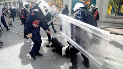 Copertina di La piazza chiede le dimissioni di Rama. Ma lui: “Non lascio”