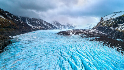 Copertina di “Attenzione, il ghiacciaio dell’Apocalisse si sta sciogliendo più velocemente del previsto, rischia di saltare il ‘tappo’ antartico”: l’allarme degli scienziati