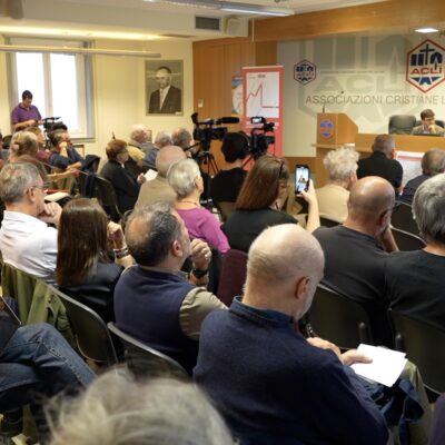 Copertina di Il modello Milano? Per urbanisti e ricercatori “sta distruggendo le regole, è dilagato in tutta Italia”