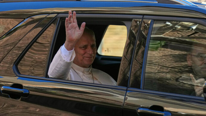Papa Leone: “Risorse dell’industria bellica da riconvertire alla ricerca agricola. È un imperativo etico urgente”