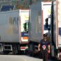 Copertina di Ex-Ilva di Taranto, rimosso il blocco davanti all’Eni. Restano disagi in Calabria, Puglia e Sicilia per le proteste degli autotrasportatori. Ed è caos carburanti