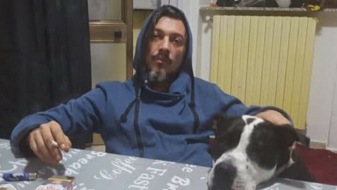 Daniele Tavoni, le liti per i soldi e il legame con la madre: chi è il 54enne fermato per il duplice omicidio di Mirandola