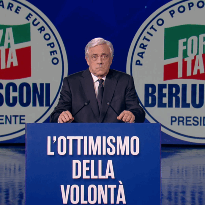 Crozza-Tajani e la paura nera per le primarie in Forza Italia: “Ho straparlato, mi dissocio da quello che ho detto”