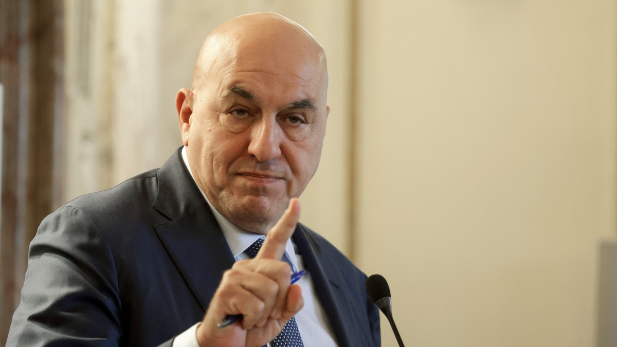 crosetto sbaglia trump a limitare satelliti starlink per kiev sovranit224 irrinunciabile ma l8217italia dipende da usa e cina da Ilfattoquotidiano.it crosetto sbaglia trump a limitare satelliti starlink per kiev sovranit224 irrinunciabile ma l8217italia dipende da usa e cina