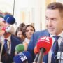 Copertina di Vannacci non tira più:  “Ha pochi argomenti, parla solo ai nostalgici”
