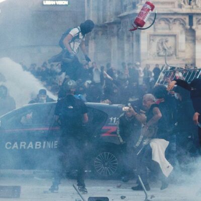Copertina di Effetto Francia: la rivolta degli autoconvocati