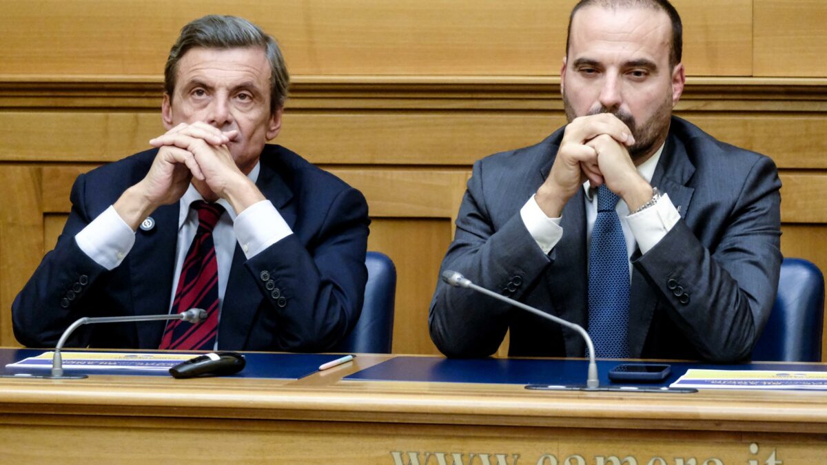 marattin si offre al centrodestra se son rose fioriranno calenda lo attacca va a fare il cespuglio con salvini da Ilfattoquotidiano.it marattin si offre al centrodestra se son rose fioriranno calenda lo attacca va a fare il cespuglio con salvini