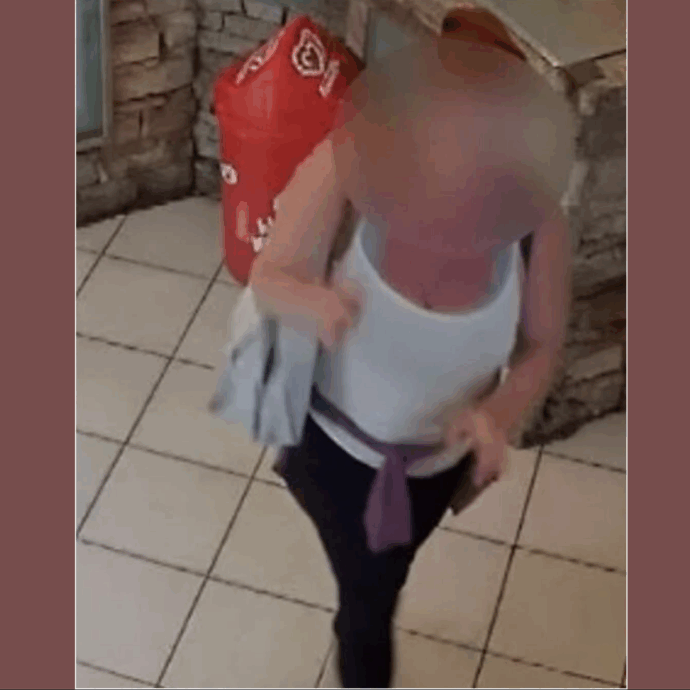 “È lei, è la scroccona seriale. È arrivata in città, state attenti”: scatta l’allarme a Rovereto dopo gli avvistamenti della 57enne con 300 denunce alle spalle, i commercianti creano una chat anti-truffe