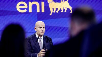 Copertina di Dal “price cap” dell’Eni alla manovra: l’Italia è l’Eldorado delle lobby