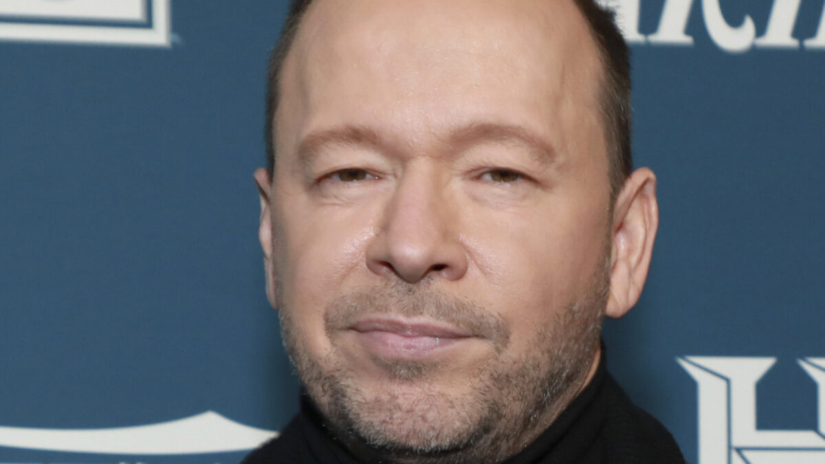 “Eravamo in fase di decollo, ma non siamo riusciti a staccarci da terra e la pista è finita. Questi piloti ci hanno salvato la vita”: Donnie Wahlberg e l’incidente con il suo aereo privato