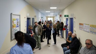 Copertina di Liste d’attesa, la Corte dei conti: “Più fondi, ma non diminuiscono i tempi. Risorse inutilizzate, personale insufficiente e sistemi di controllo carenti”