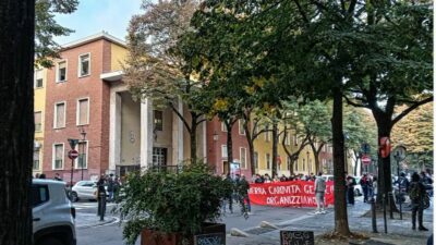 Copertina di A Parma la ‘ri-volta’ mancata: allo sciopero degli studenti non si presenta nessuno