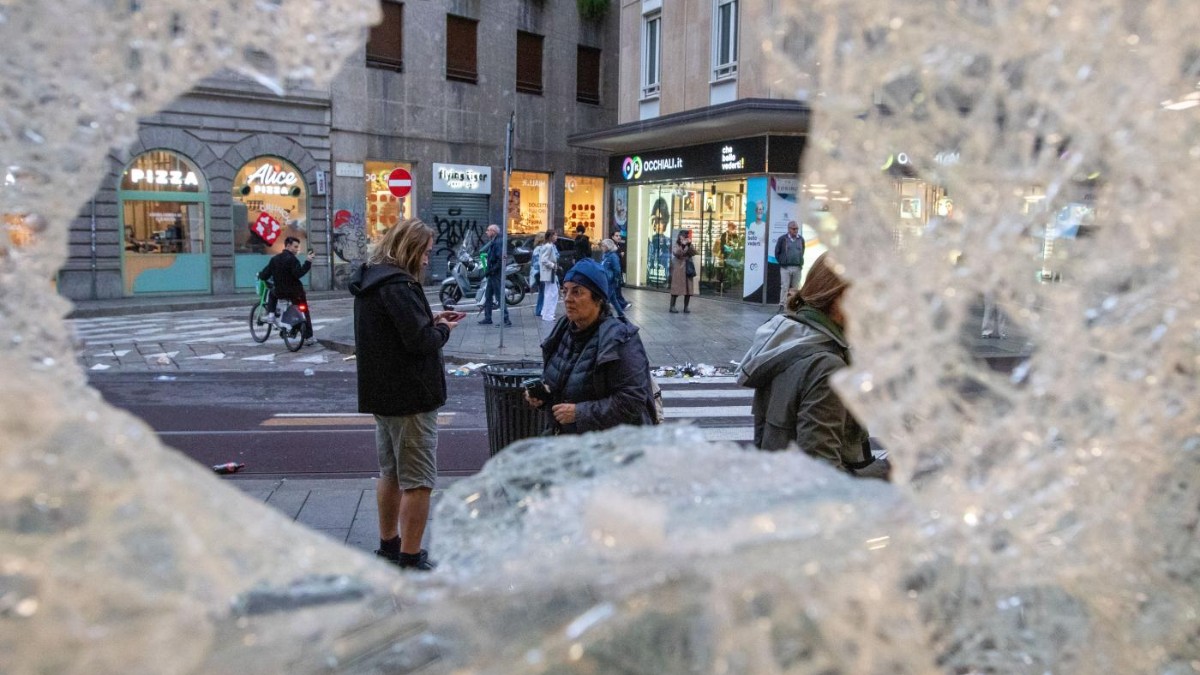 dissento da recalcati non vedo cattivi maestri a sinistra i giovani imparano la violenza al tg da Ilfattoquotidiano.it dissento da recalcati non vedo cattivi maestri a sinistra i giovani imparano la violenza al tg