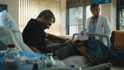 Copertina di “Il sesso sul set? Dovevo essere nuda, ma anche se ero con mio marito Luca Argentero mi sono fatta scottchare tutta e mi sono messa sotto le coperte”: parla Cristina Marino