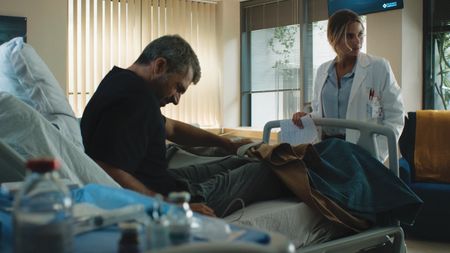 “Il sesso sul set? Dovevo essere nuda, ma anche se ero con mio marito Luca Argentero mi sono fatta scottchare tutta e mi sono messa sotto le coperte”: parla Cristina Marino