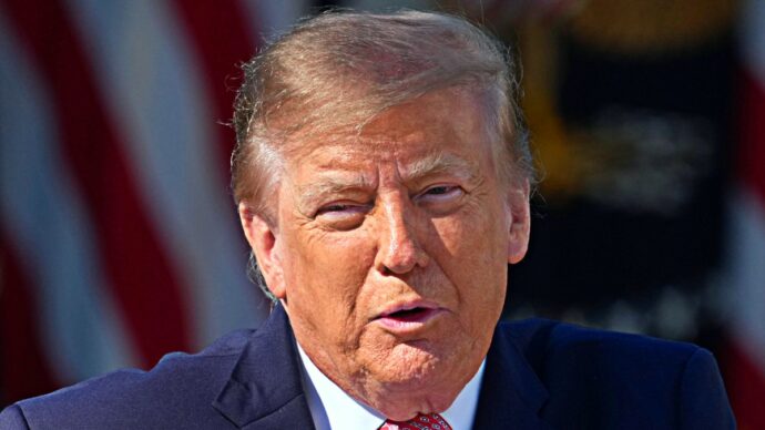Trump: “Anche in Italia le proteste hanno a che fare con l’immigrazione. Se l’Europa non chiude i confini è finita”