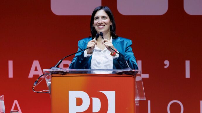 Cercasi centrino: Schlein vuole una sola lista e s’affida a Renzi