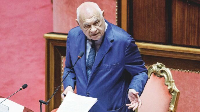 Smartphone, veto della Lega: chiede il tribunale di Bassano