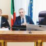Copertina di Antimafia, un altro monologo di De Luca contro Scarpinato: “Attività depistante”