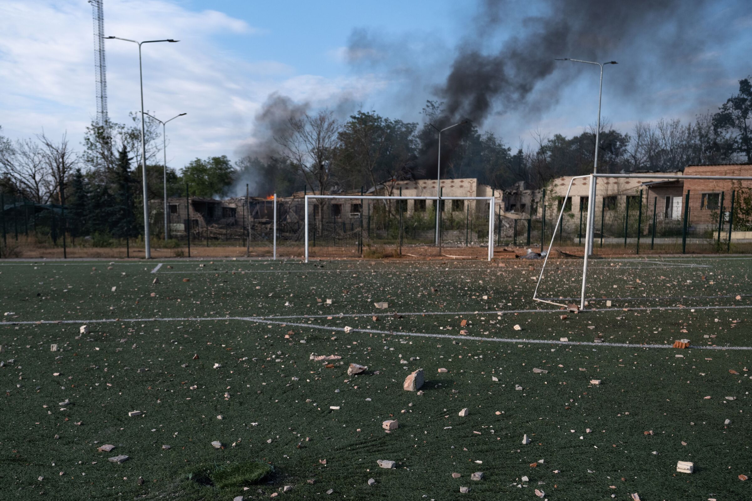 La Russia si dice pronta a entrare nella città strategica di Kramatorsk: “Presi i villaggi alle porte”. Ma Kiev smentisce