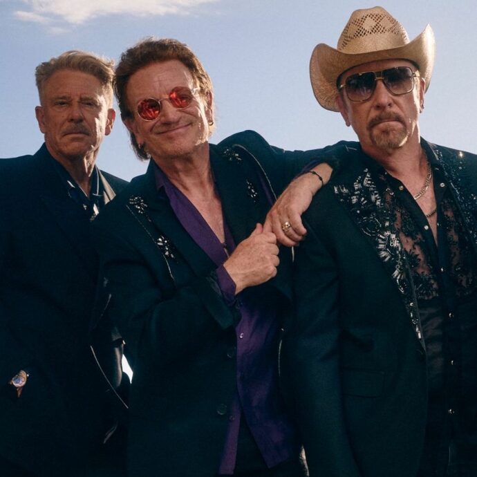 “L’insuccesso di un disco? È come quando fai il comico, arrivi alla battuta finale del tuo pezzo e nessuno ride. A 66 anni voglio ancora conquistare le classifiche”: così Bono degli U2