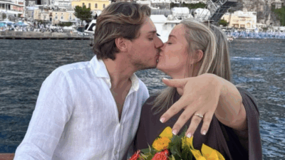 Copertina di “Sì, deve pagare con bonifico”: il bot di Booking che ha fatto perdere migliaia di sterline a un futuro sposo. La vittima: “Ho capito solo dopo che era una truffa”