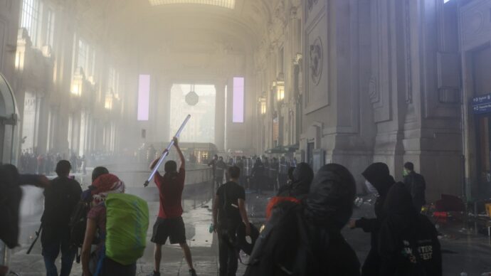Scontri in Centrale dopo il corteo pro-Pal, prosciolti due studenti minorenni: reati estinti dopo la messa alla prova