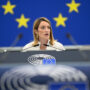 Copertina di L’Ue assegna il premio Caruana Galizia a un’inchiesta sulla violazione dei diritti umani nell’accordo Italia-Albania. Ma l’Europa lo considera un modello