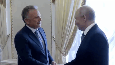 Copertina di Ucraina, a San Pietroburgo l’incontro tra Putin e l’inviato Usa Witkoff. Russia rilascia il cittadino americano Stephen Hubbard