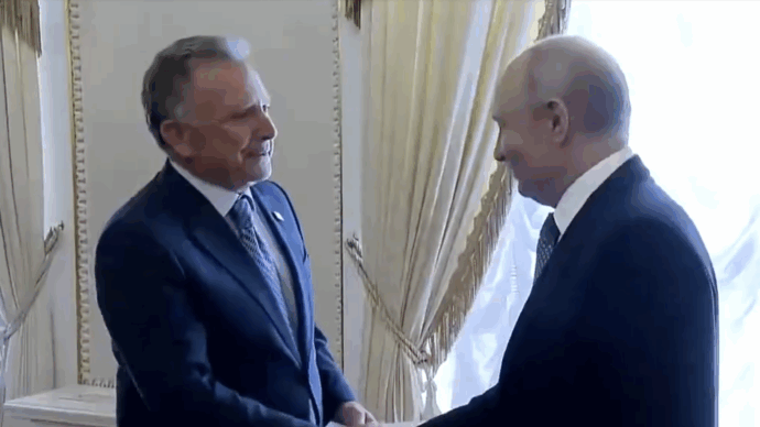 Ucraina, iniziato a San Pietroburgo l’incontro tra Putin e Witkoff. Russia rilascia il cittadino Usa Stephen Hubbard