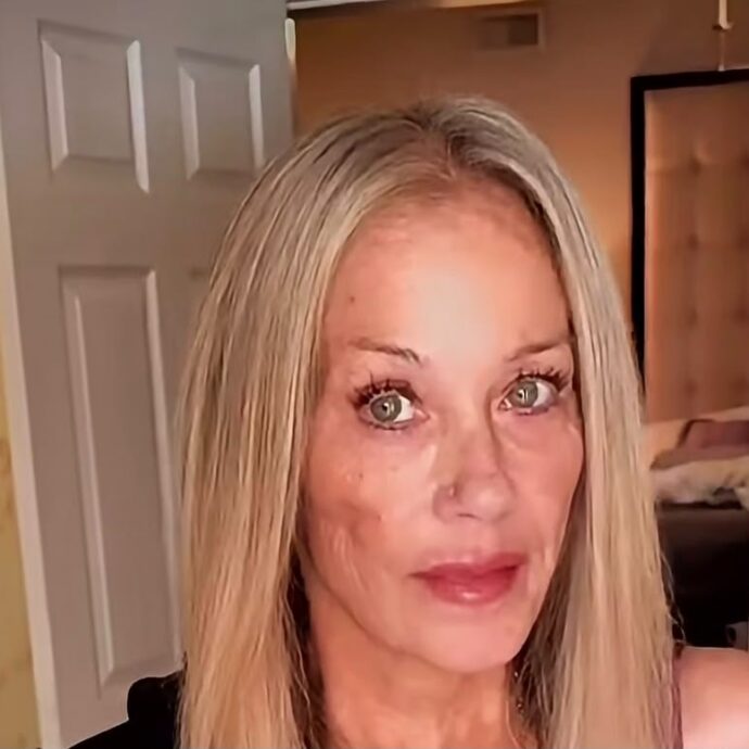 “Quando la dottoressa mi ha detto che non ho la sclerosi multipla non è stato magico per me. Devo ancora usare la sedia a rotelle, non sono migliorata e non so cosa mi stia succedendo”: lo sfogo di Christina Applegate