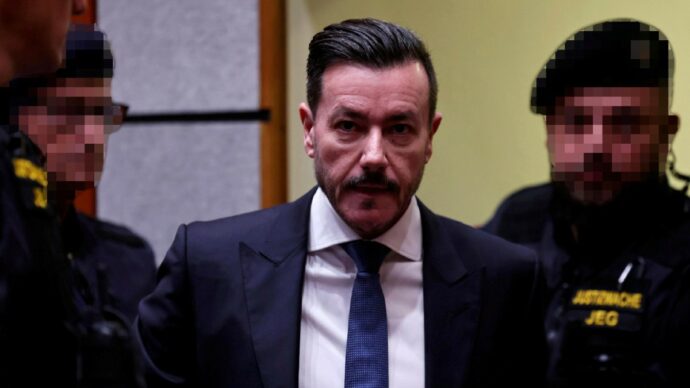 Scandalo Benko: il fedele Hager torna al potere