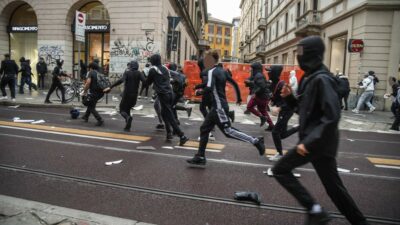Copertina di Devastazioni Milano, identificato anche un 11enne: era comparso in un video virale sui saccheggi