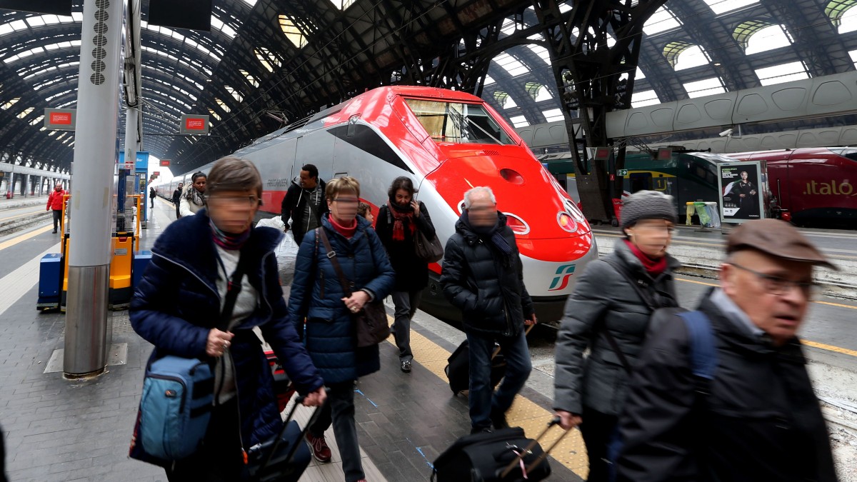 via i carnet salasso per i pendolari grazie trenitalia 200 questo il servizio pubblico che vogliamo da Ilfattoquotidiano.it via i carnet salasso per i pendolari grazie trenitalia 200 questo il servizio pubblico che vogliamo