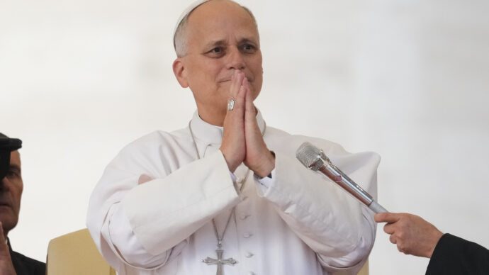 “Sotto la corazza degli adolescenti c’è il desiderio di essere amati”. Le parole di Papa Leone XIV ai giovani