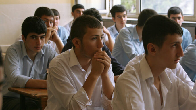 Azerbaigian e Turchia agli antipodi sulla laicità scolastica. Anche sulla questione hijab