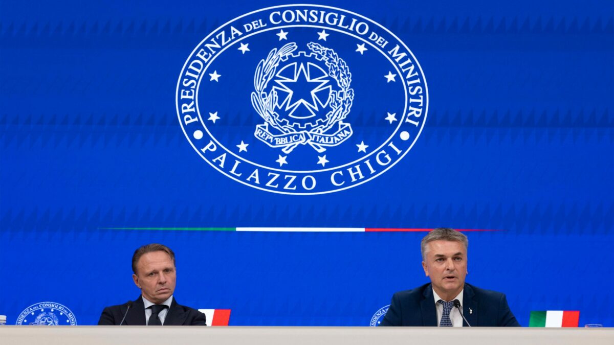 proteste di camionisti e agricoltori il cdm stanzia sostegni per il caro gasolio 105 milioni per l8217autotrasporto 60 per l8217agricoltura e 10 per la pesca da Ilfattoquotidiano.it proteste di camionisti e agricoltori il cdm stanzia sostegni per il caro gasolio 105 milioni per l8217autotrasporto 60 per l8217agricoltura e 10 per la pesca