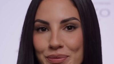 Copertina di “Disturbavano su me stessa le labbra così grandi. Inizio a vedere un po’ tutti con queste labbra giganti, filler sbordato, troppo pesante. Informatevi  perché abbiamo fatto un po’ di pasticci”: così Giulia De Lellis
