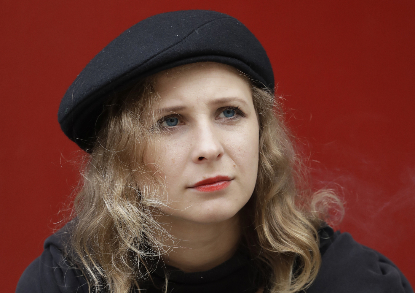 “Putin ha reso chiarissimo che può uccidere la persona più protetta e conosciuta, davanti a tutti, e nessuno farà nulla”: l’attacco di Masha Alyokhina delle Pussy Riot