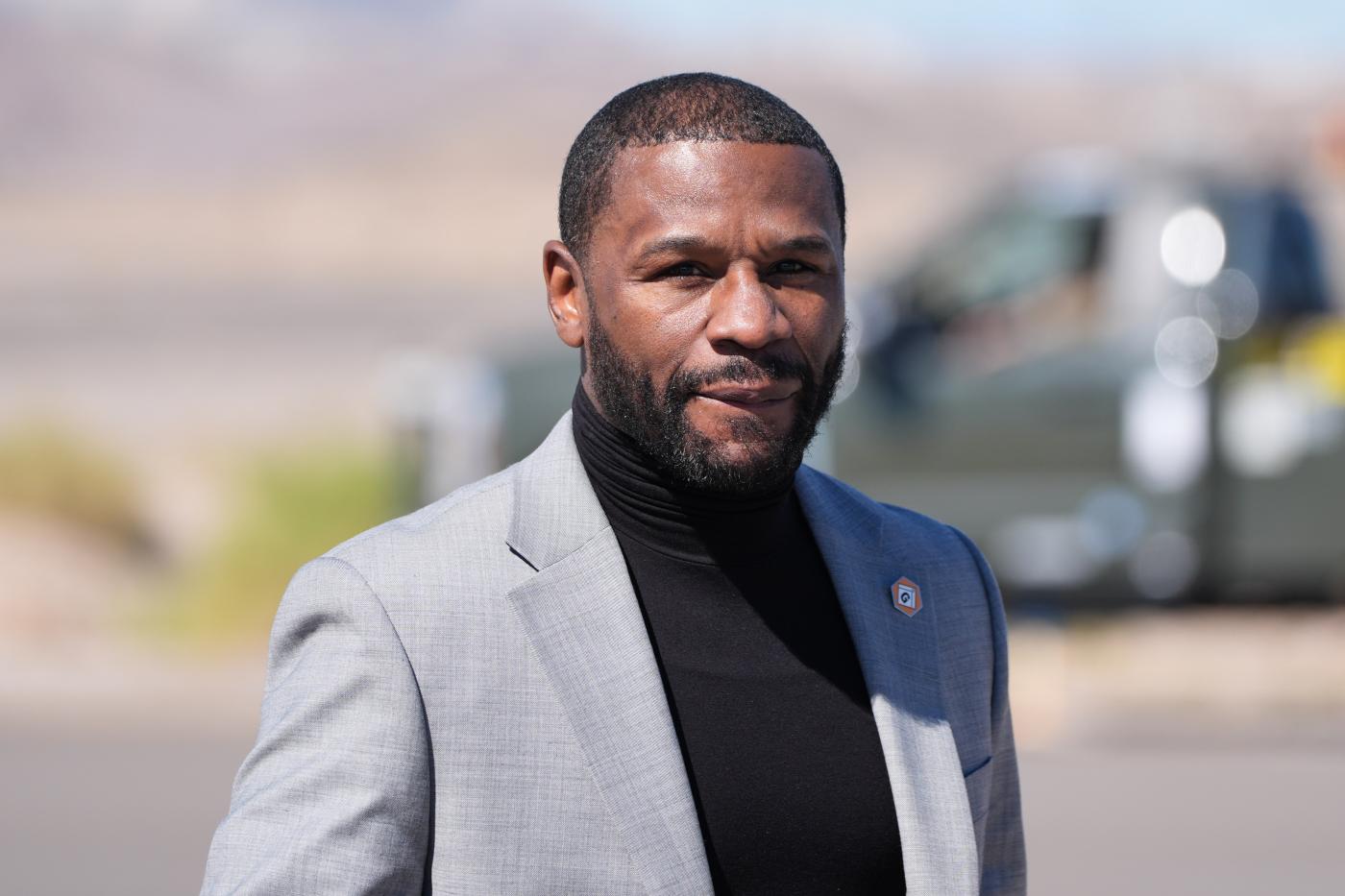 Mayweather denuncia una truffa da 550 milioni di dollari e annuncia un match con Garcia
