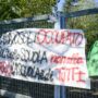 Copertina di Assemblee, picchetti e barricate: da Milano a Palermo, la mappa delle occupazioni nelle scuole - Firma la petizione del Fatto quotidiano
