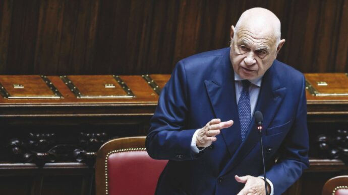 Altro che nuove carceri: per 23 ragazzini arrestati non c’era posto in comunità. Pm costretti a lasciarli a casa con l’accesso ai social
