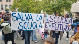 Copertina di Padova, genitori in corteo per la scuola: “Vogliamo che gli spazi siano degni. Diventi una priorità della politica”
